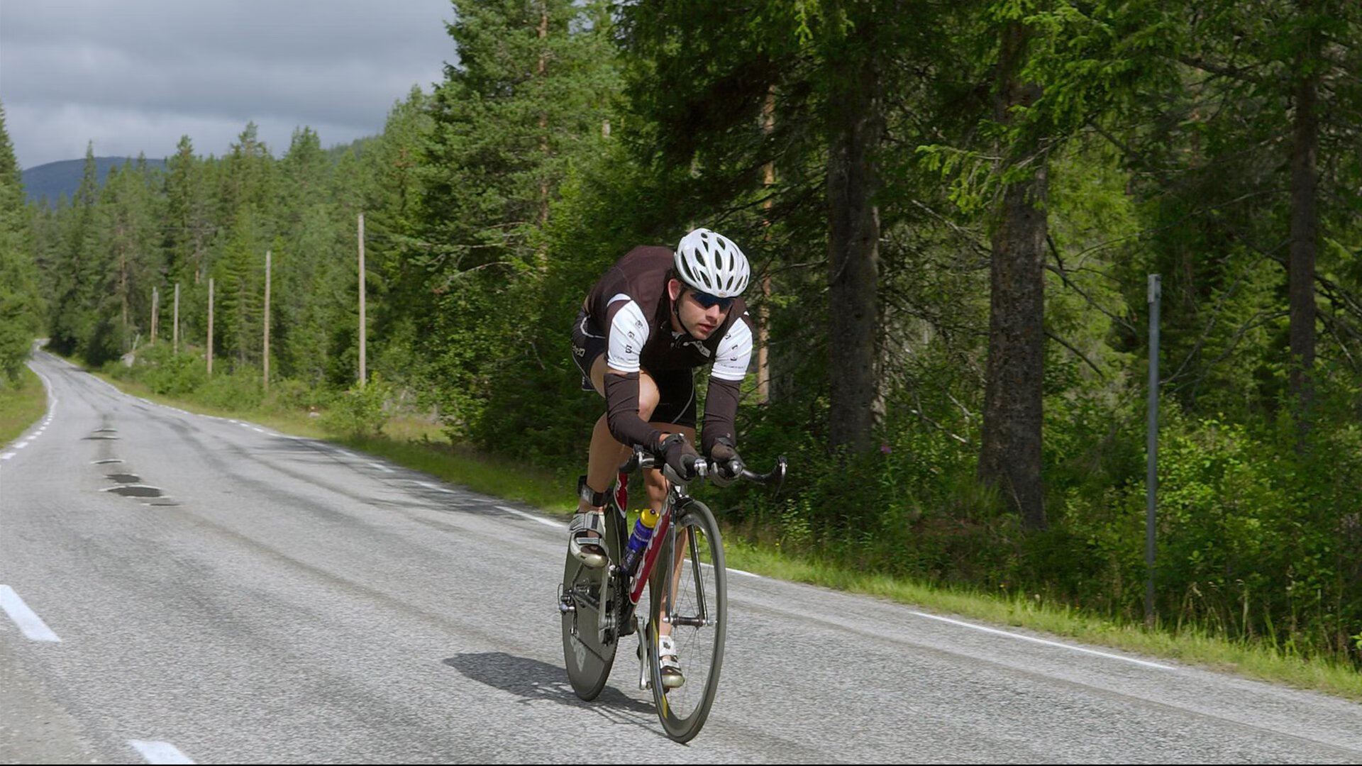 特色青训基地融入科技元素，推动青少年篮球高质量发展，青少年篮球训练中心简介